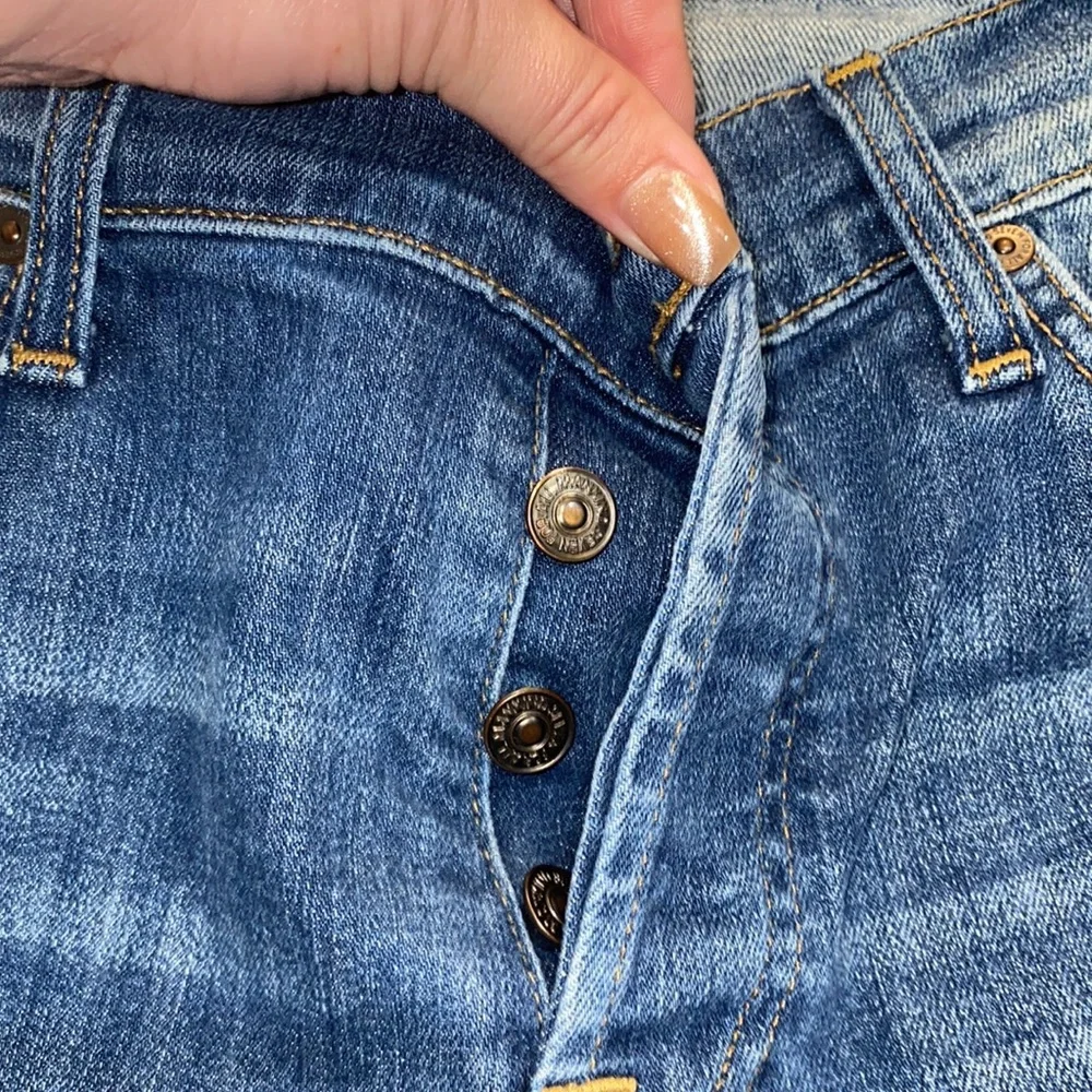 7 For All Mankind Standard Released Hem Jeans - Picture 6 of 9